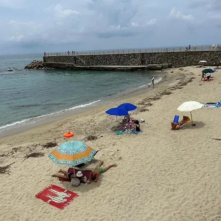 Casa 121g Calabria Sun - Stunning Self-catering Near Sea For 3