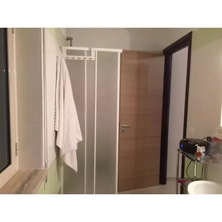 Casa 121g Calabria Sun - Stunning Self-catering Near Sea For 3 פיצו