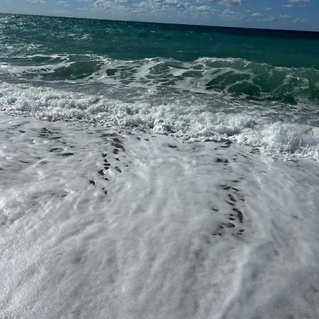 Casa 121g Calabria Sun - Stunning Self-catering Near Sea For 3