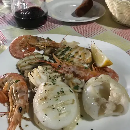 Casa 121g Calabria Sun - Stunning Self-catering Near Sea For 3 פיצו