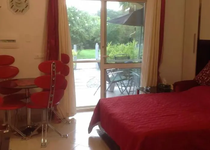 Apartamento Casa 121g Calabria Sun - Stunning Self-catering Near Sea For 3